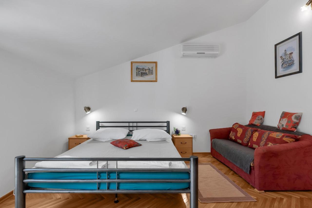 Guest House Lazeta Duće エクステリア 写真