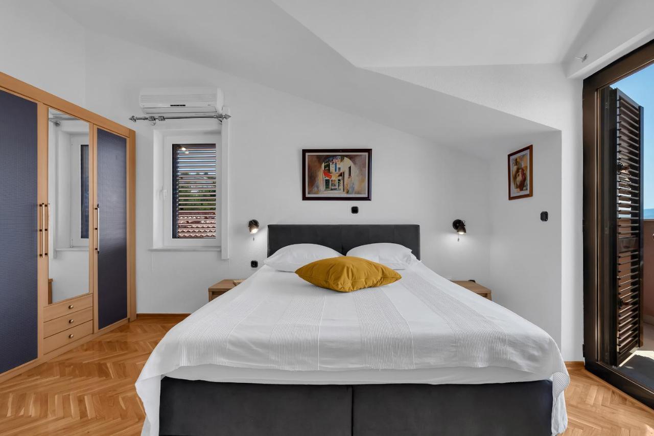Guest House Lazeta Duće エクステリア 写真