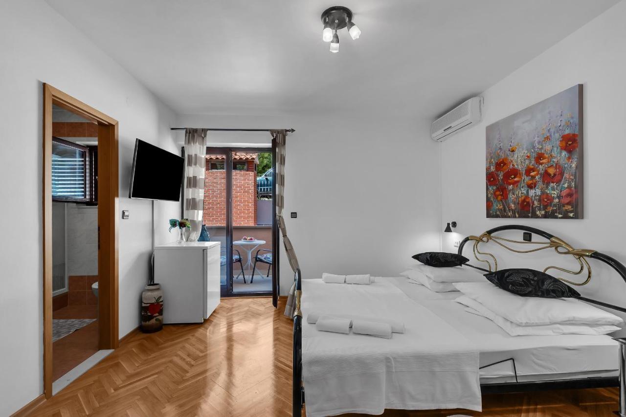 Guest House Lazeta Duće エクステリア 写真