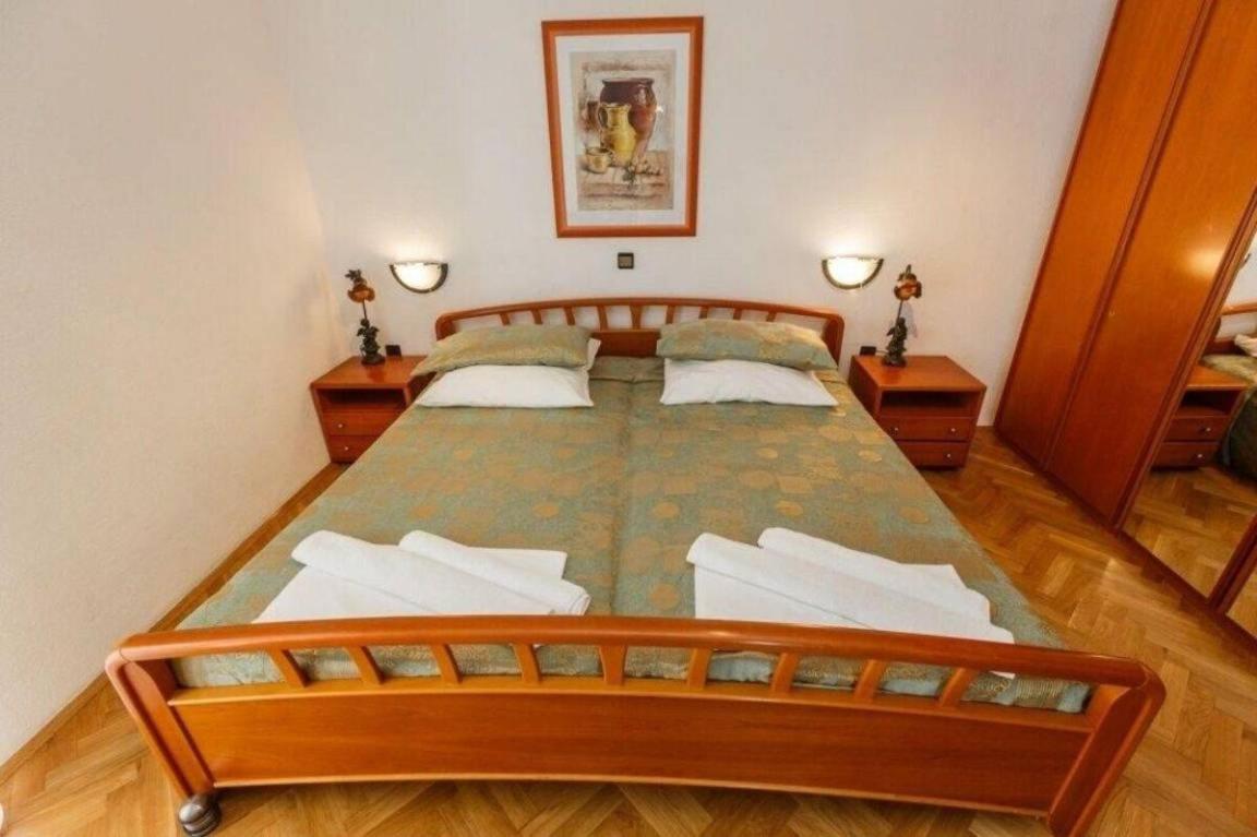 Guest House Lazeta Duće エクステリア 写真