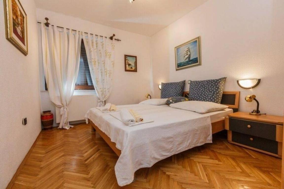 Guest House Lazeta Duće エクステリア 写真